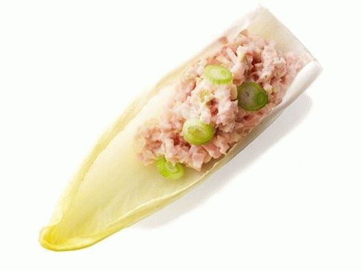 25. لحم الخنزير في قوارب endive