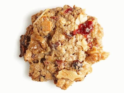 دقيق الشوفان الكوكيز مع المكسرات والفواكه المجففة