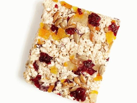 أشرطة الأرز مع الفواكه المجففة