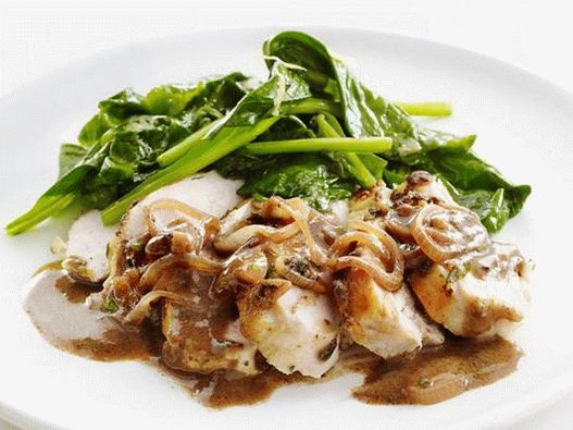 صدر دجاج في الفرن مع إكليل الجبل