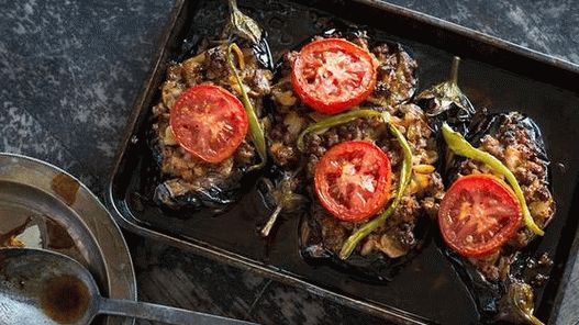 صورة من الباذنجان محشوة الضأن