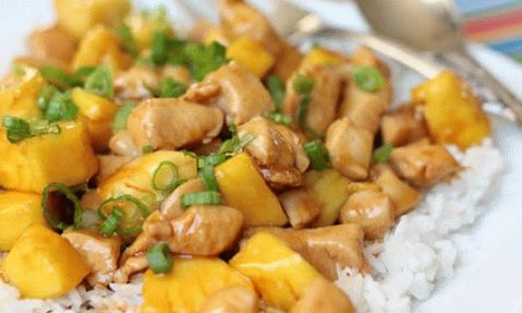 الأطباق مع الفطر