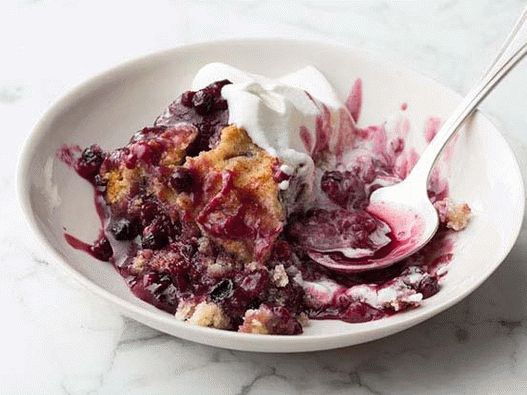 Photo Blueberry-rberryberry cobler في طباخ بطيء