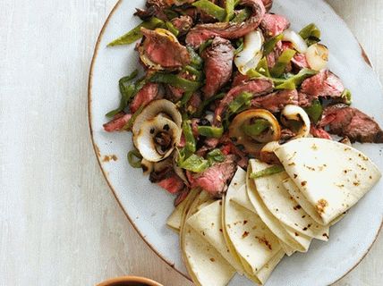 صورة فاهيتا مع اللحم البقري