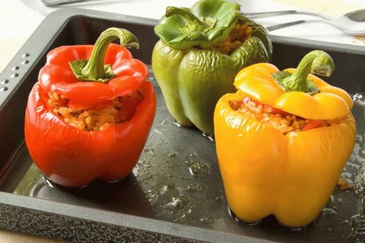 فلفل محشو بالصور مع الفطر والأرز