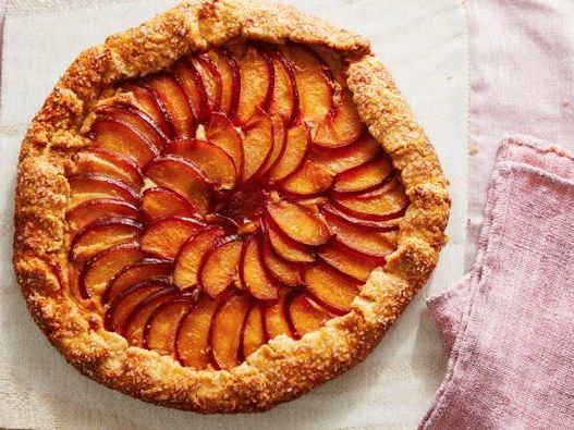 فوتو جاليتا مع جبن الخوخ والخوخ