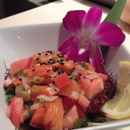 Photo Hawaiian Salmon Salad