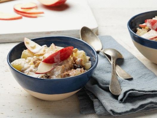 Photo Hot Apple Porridge (Whole 30 Diet)
