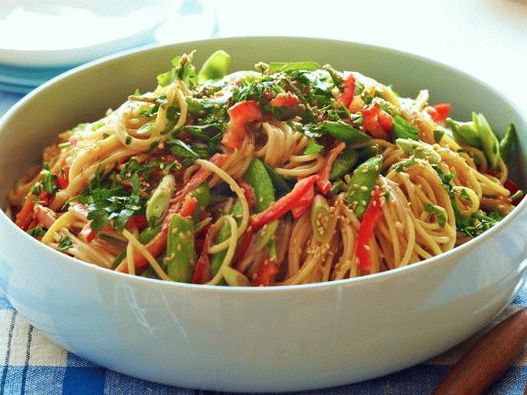 Photo Crispy Spaghetti Salad