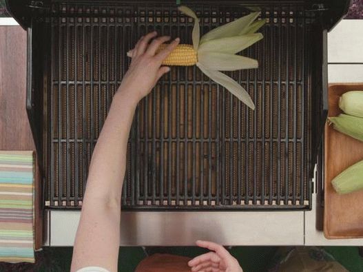 الذرة المشوية الذرة المشوية