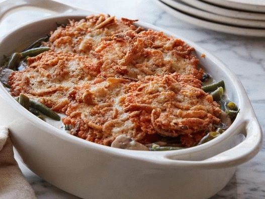 صورة خزفي الفاصوليا الخضراء في طباخ بطيء