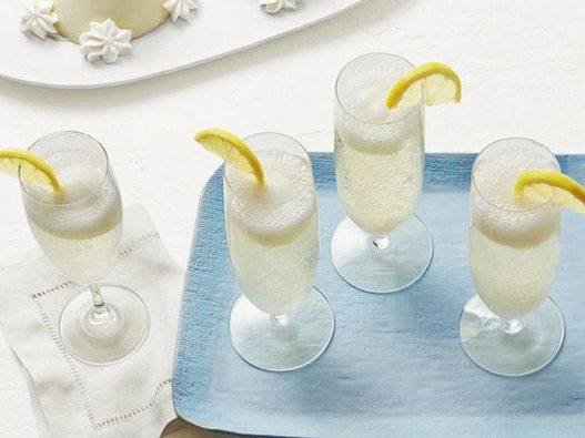 Photo Prosecco كوكتيل مع شراب الليمون