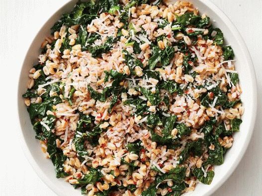 صورة كروبا فارو (قمح مكتوب) مع اللفت (اللفت)