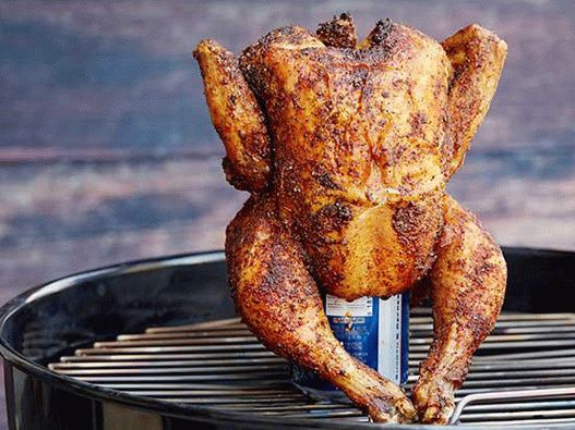 صور دجاج مشوي على علبة بيرة