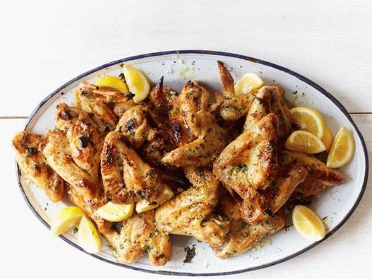 صورة أجنحة الدجاج بالثوم والجبن المشوي
