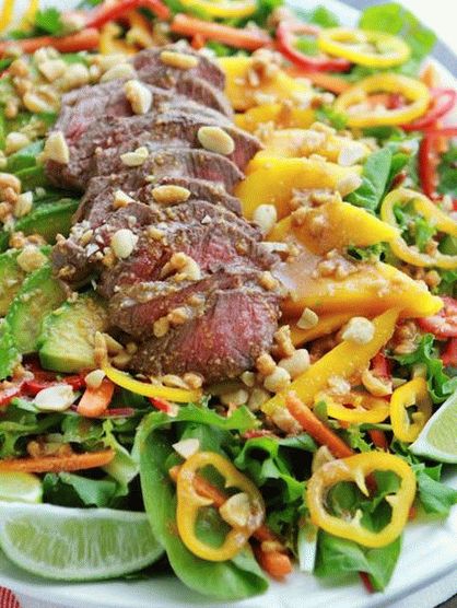 فوتو لايت خس مع لحم البقر المتن