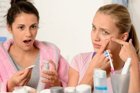 ترطيب أقنعة الوجه: إعداد واستخدام