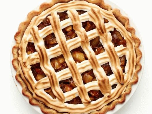 Photo فطيرة التفاح اللوز مع مرنغ