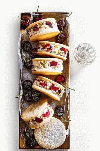 فوتو ميني شطائر مع آيس كريم وملفات تعريف الارتباط