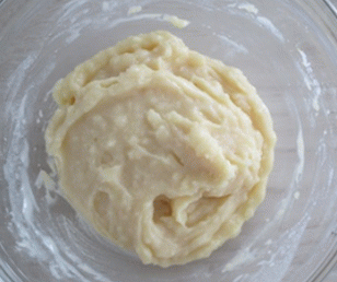 موتشي مع الفراولة