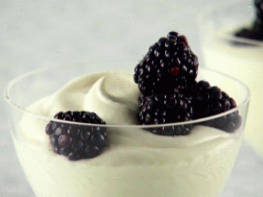 صورة موس الشوكولاتة البيضاء