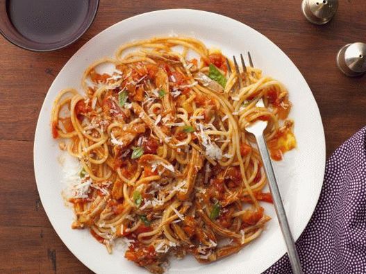 Photo Pasta Bolognese with Turkey