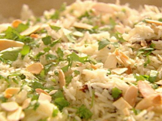 صورة لبيلاو مع الكاري لحفلة