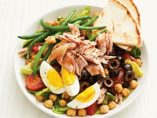 Photo Spicy Nicoise salad