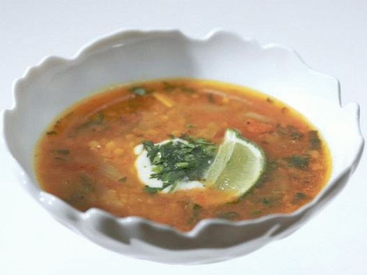 حساء العدس الهندي الأحمر