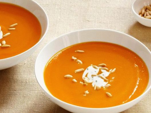 حساء الجزر مع الزنجبيل