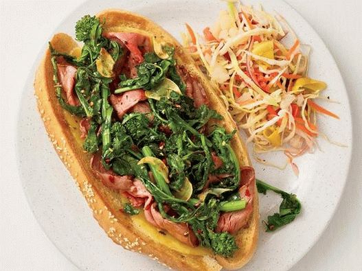 صورة من روست بيف اند رابيني ساب ساندويتش