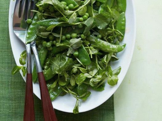 Photo Snow Pea Salad with caper dressing