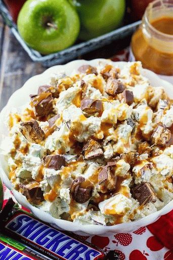 Photo Sneakers Salad