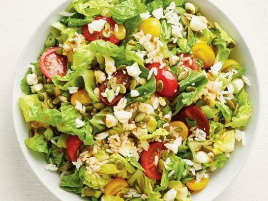 سلطة الصور مع الأرز والطماطم مع صلصة الصبار