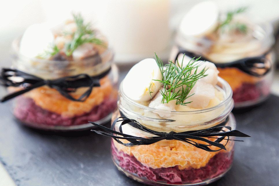 الرنجة على معطف الفرو