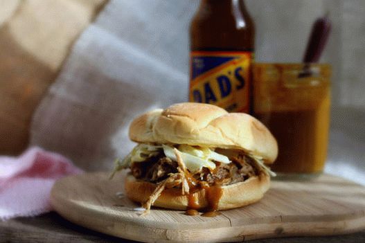 صور ممزقة شطائر لحم الخنزير المدخن