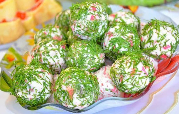 كرات الجبن مع السلمون