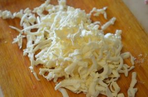 كرات الجبن مع السلمون