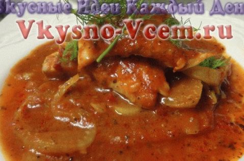 صلصة الكشمش الأحمر أو الأبيض إلى الكبد