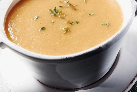 صورة حساء اليقطين هريس مع التفاح