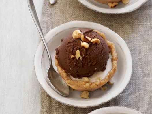 الكعك آيس كريم جوز الهند