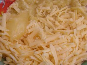 خبز محمص بالجبنة والموز