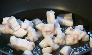 حساء الديك الرومي التركي