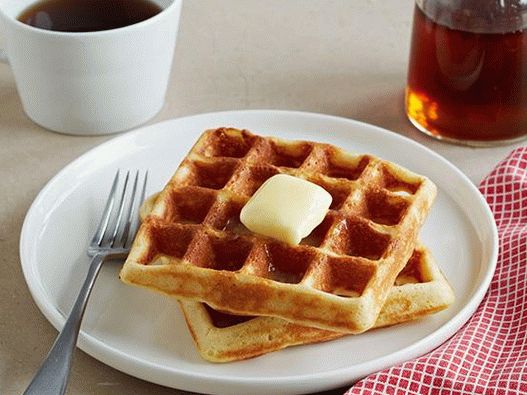 الفطائر الهوائيّة المصوّرة من الأرز ودقيق الحمص والتابيوكا