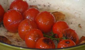 ثلاثة المقبلات اللون