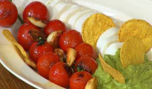 ثلاثة المقبلات اللون