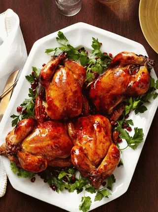 صور دجاج مخبوز بزجاج الرمان المحشو بالأرز