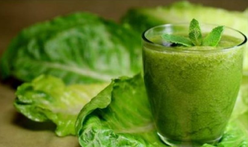 عصير أخضر مع المانجو